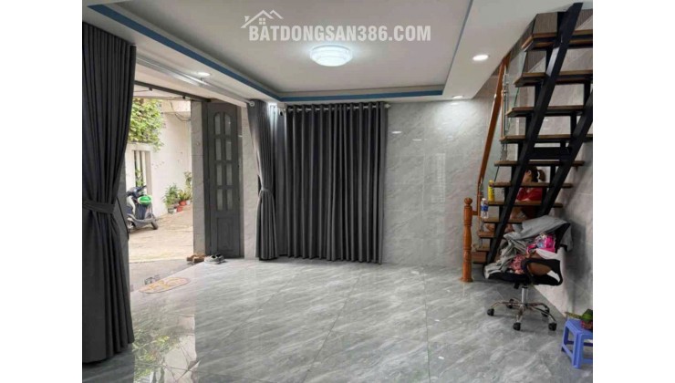 CHỦ GIẢM 650 TRIỆU – NHÀ 2 mặt tiền đường ĐOÀN GIỎI, TÂN SƠN NHÌ